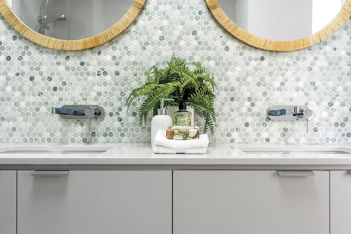 Bathroom Essentials: Right Heights for Vanities, Mirrors & More